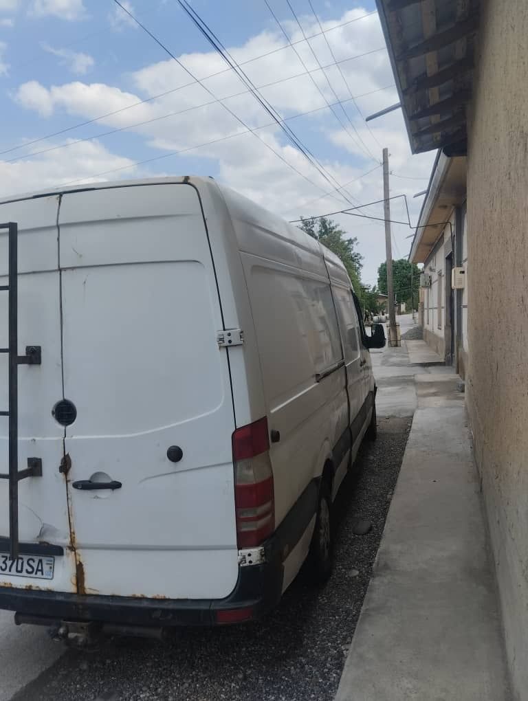 Mercedes Benz sprinter 906