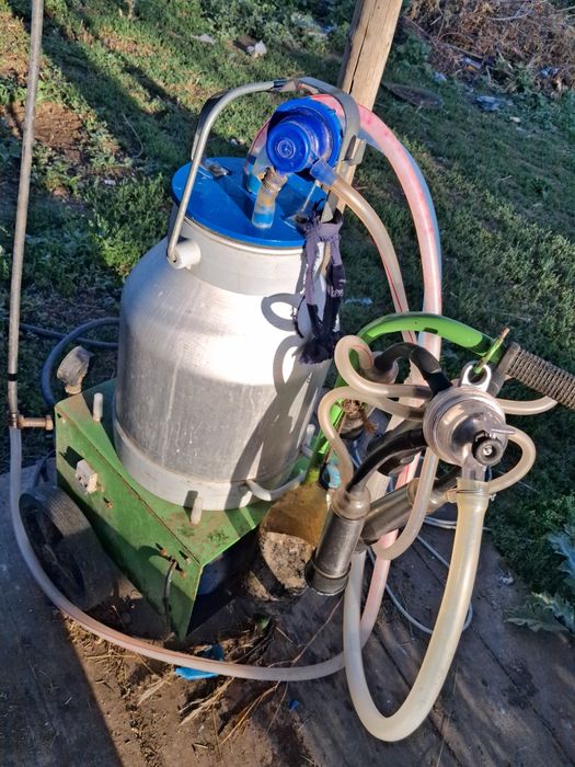 Доильный аппарат АИД-2