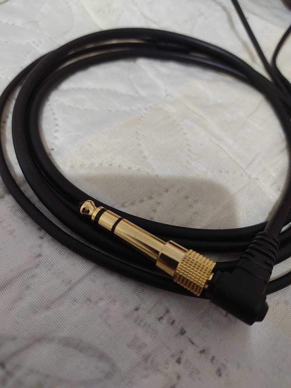 Слушалки Hifiman HE400se