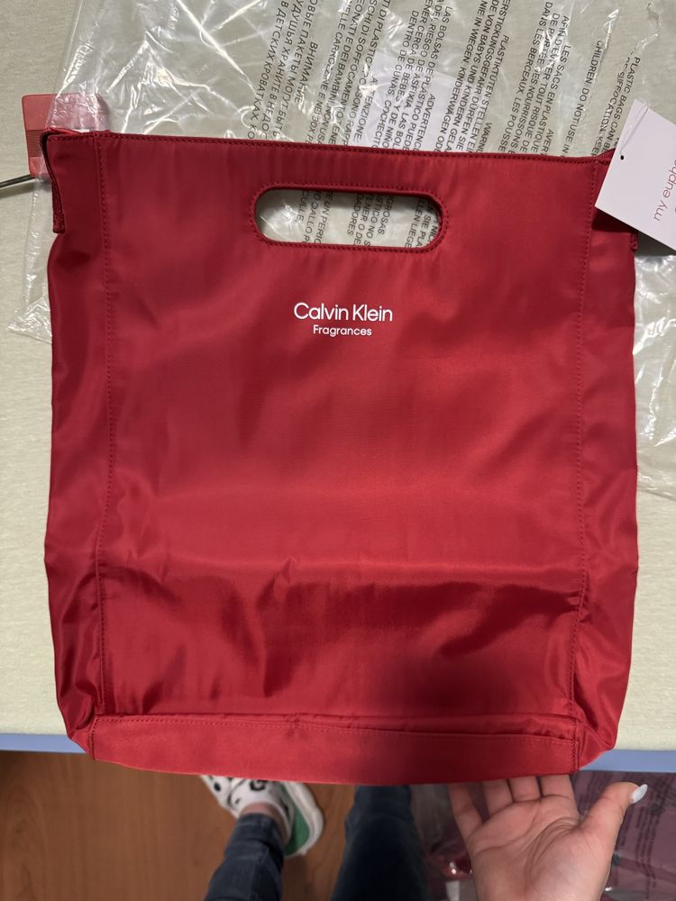 Дамска чанта calvin klein