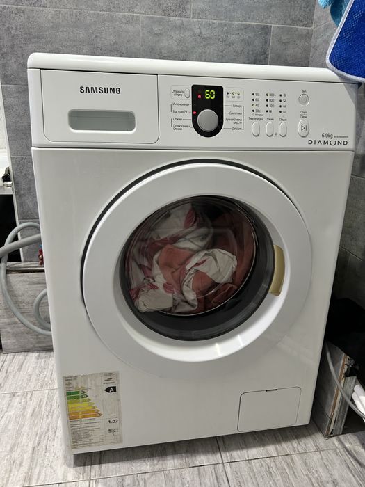Стиральная машина Samsung diamond WF8590NMW9 6кг