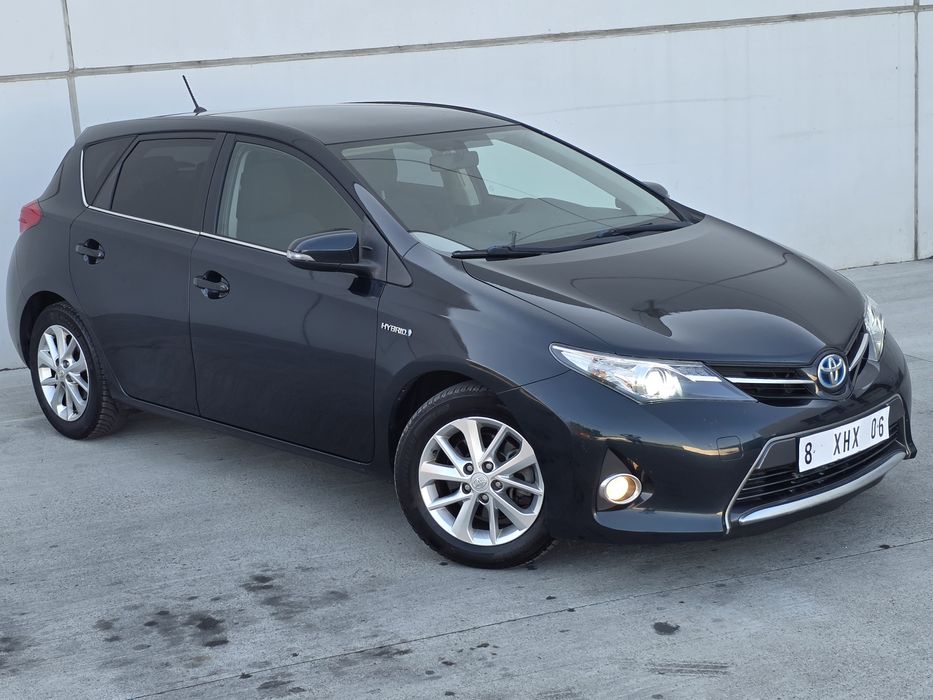 Toyota Auris Hybrid 2015 xenon navi Trapa clima Camera Import Olanda