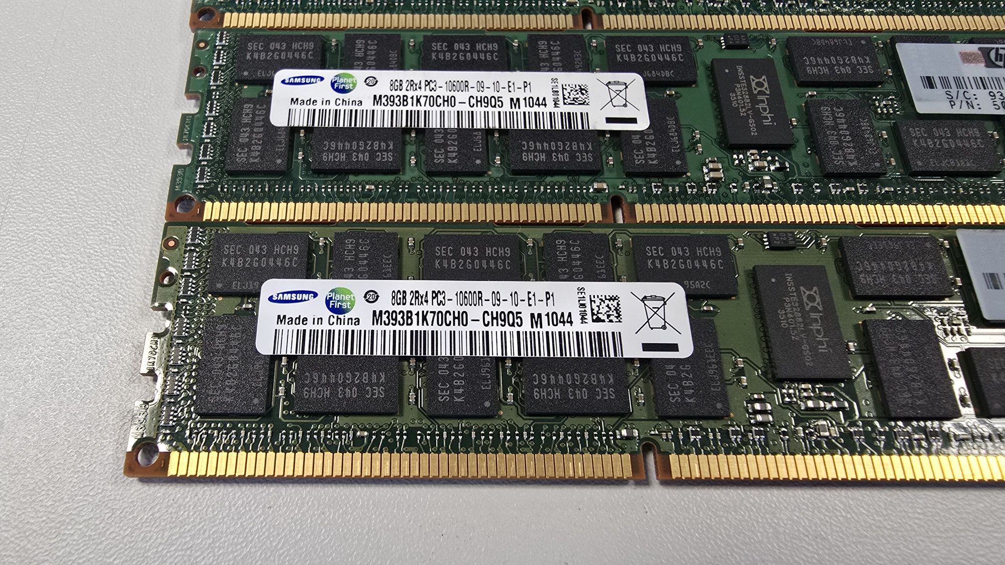 Memorii Server DDR3 - 120GB