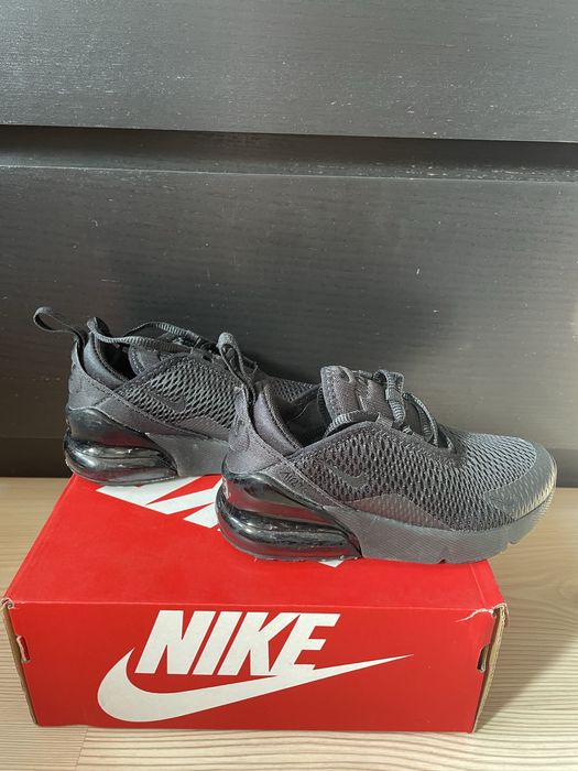 Nike AirMax marimea 27,5