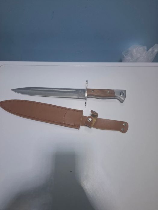 Ако с калъф и Работещ бутон