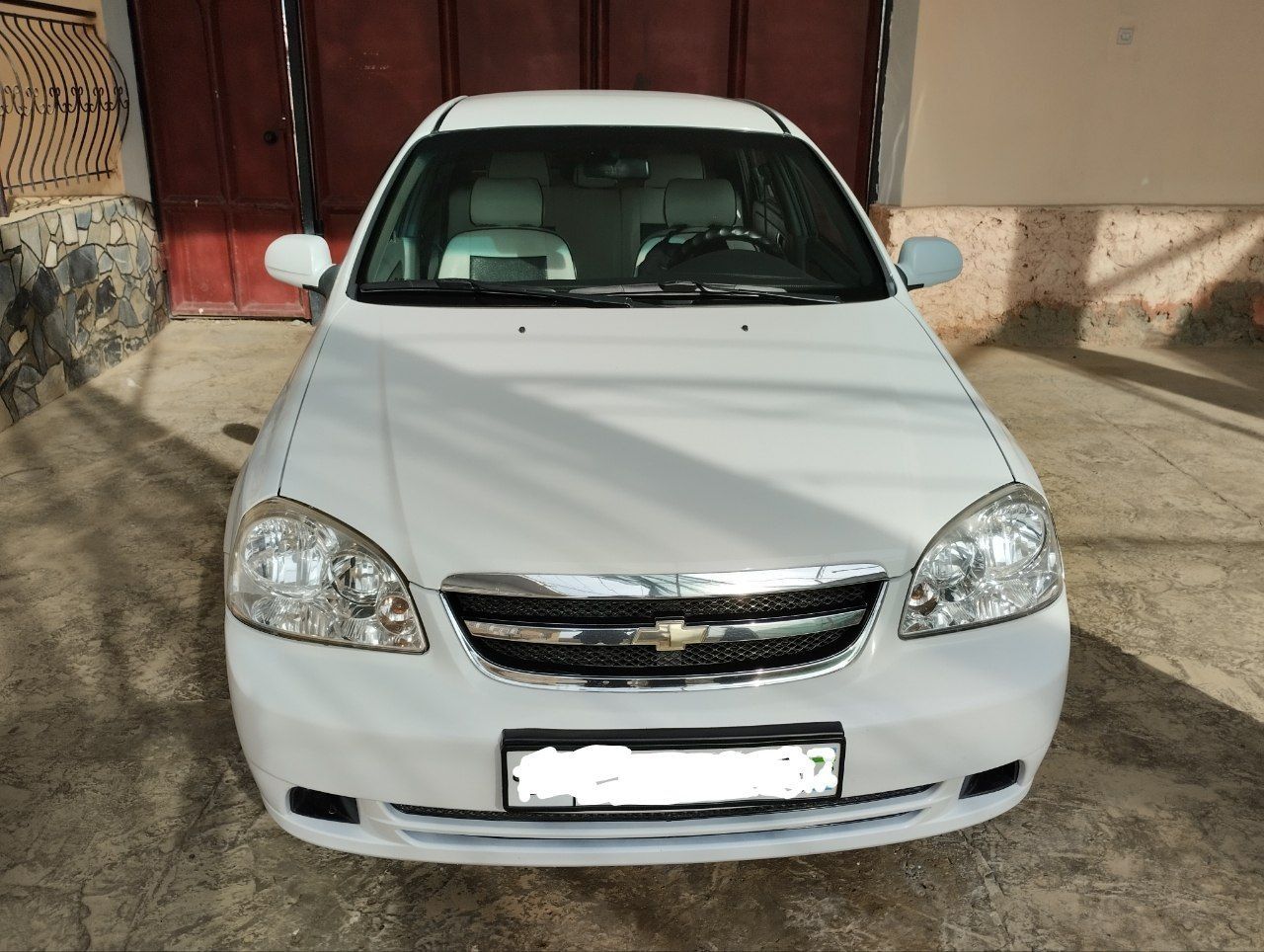 Lacetti 1.8 1 pozitsiya Gaz-benzin 2012  yil