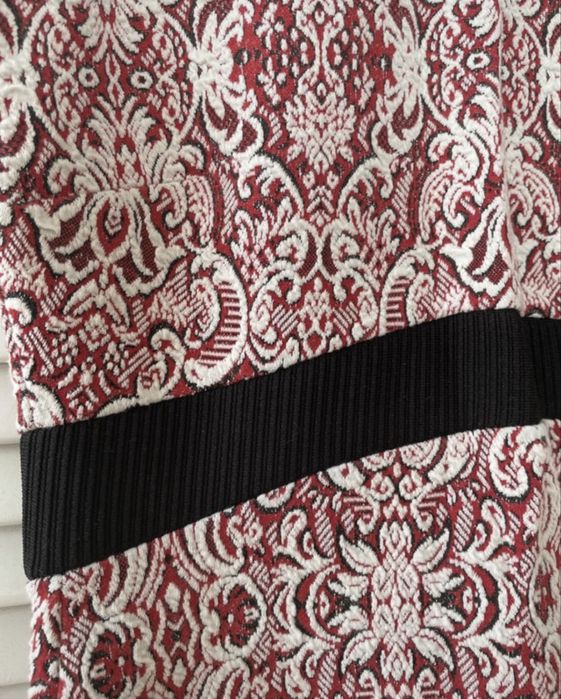 Rochie Zara xs, tesatura jaquard