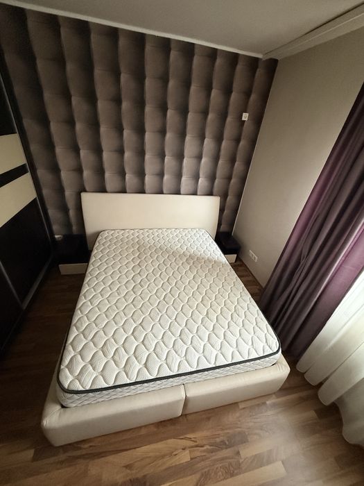 Pat de mijloc 160x200 piele ecologica+somiera+saltea ortopedica