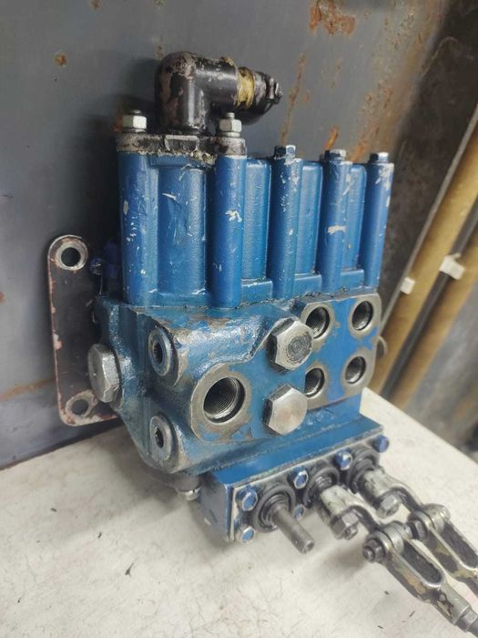 Распределитель на МТЗ 80