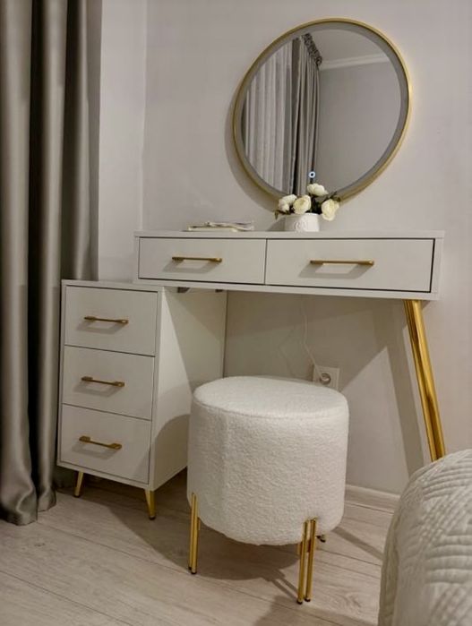 Шкаф с комодом. Одежда. Обувь.