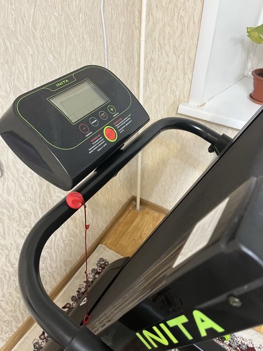 Продам беговую дорожку