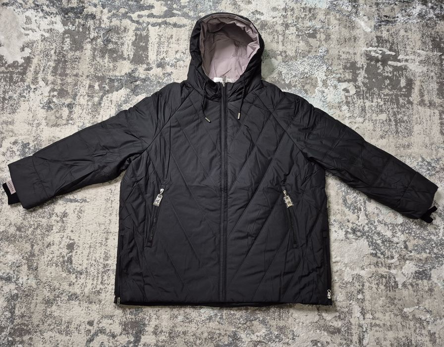 Лёгкая, теплая женская куртка 56/58-60/62  размер