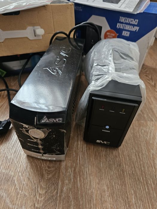 Устройство бесперебойного питания UPS