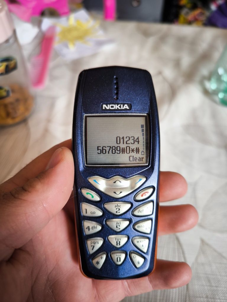 Nokia 3510i с цветния дисплей