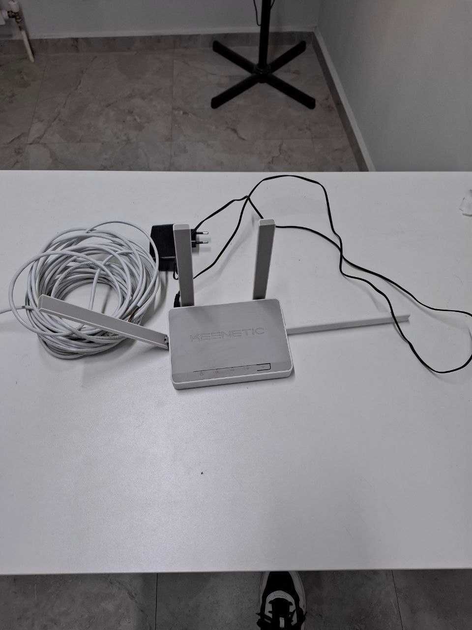 Роутер + lan кабели keenetic viga kn 1011