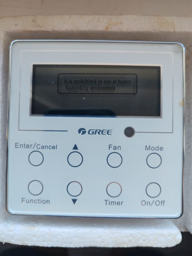 Vând termostate Gree