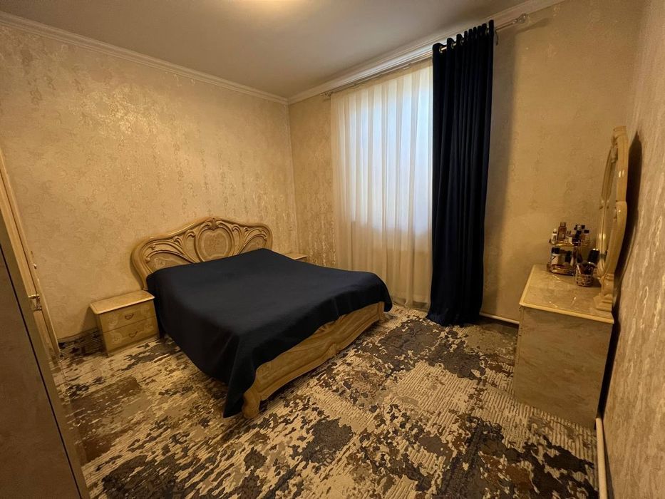 SROCHNA.! !!Keles navoiy 2 sotok 4 xona evro remont srochna sotiladi