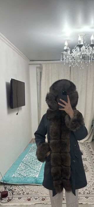 Продам парку в отличном состоянии