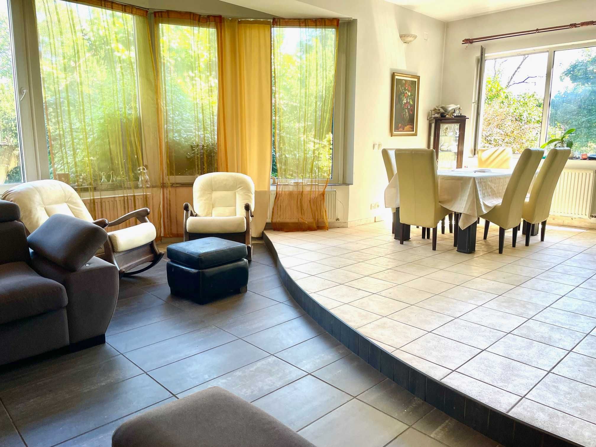 Vanzare, apartament in vila 150 mp,cu teren de 300mp , Grigorescu
