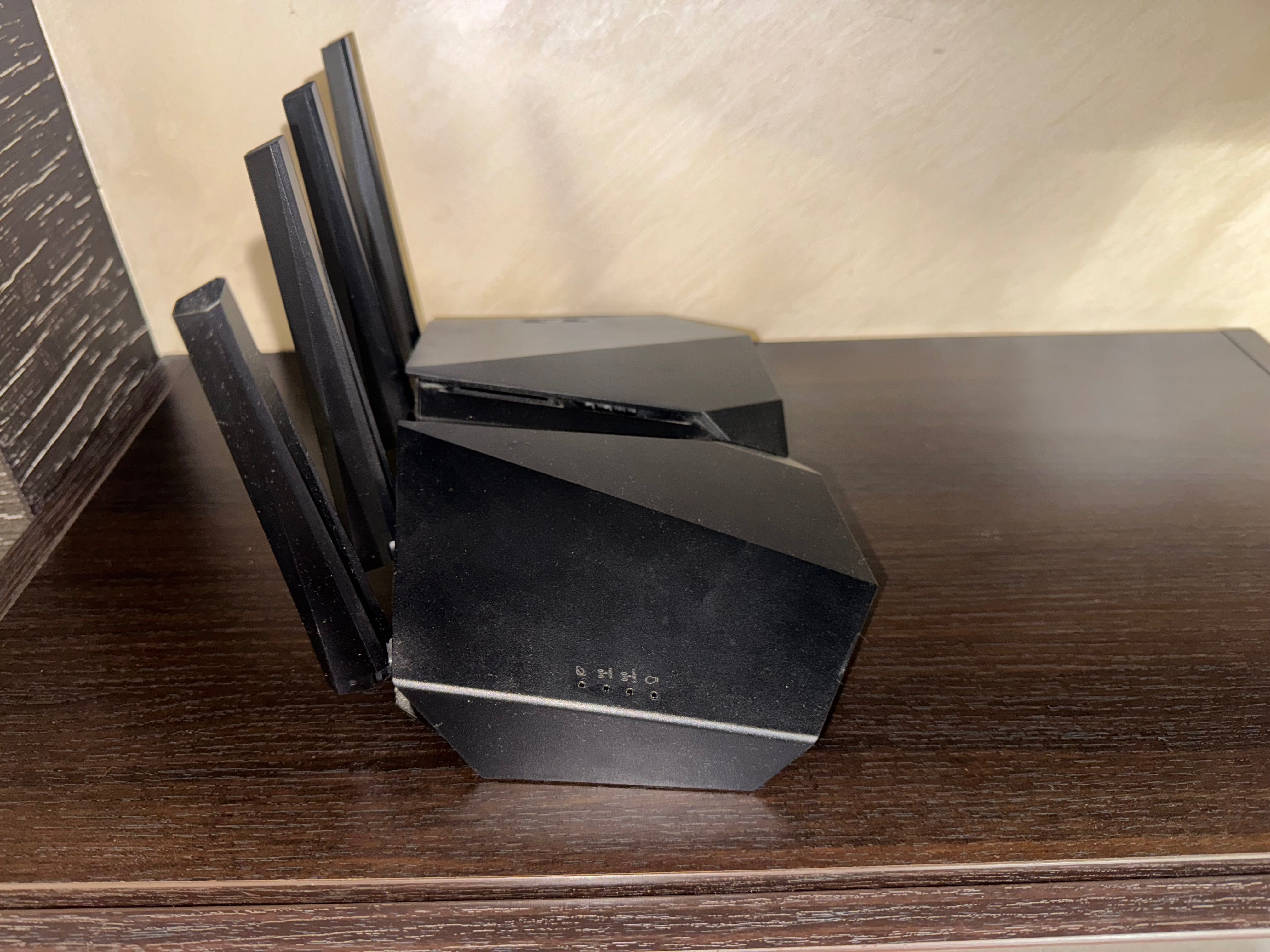ASUS RT-AX5400 – WiFi 6 рутер с AiMesh