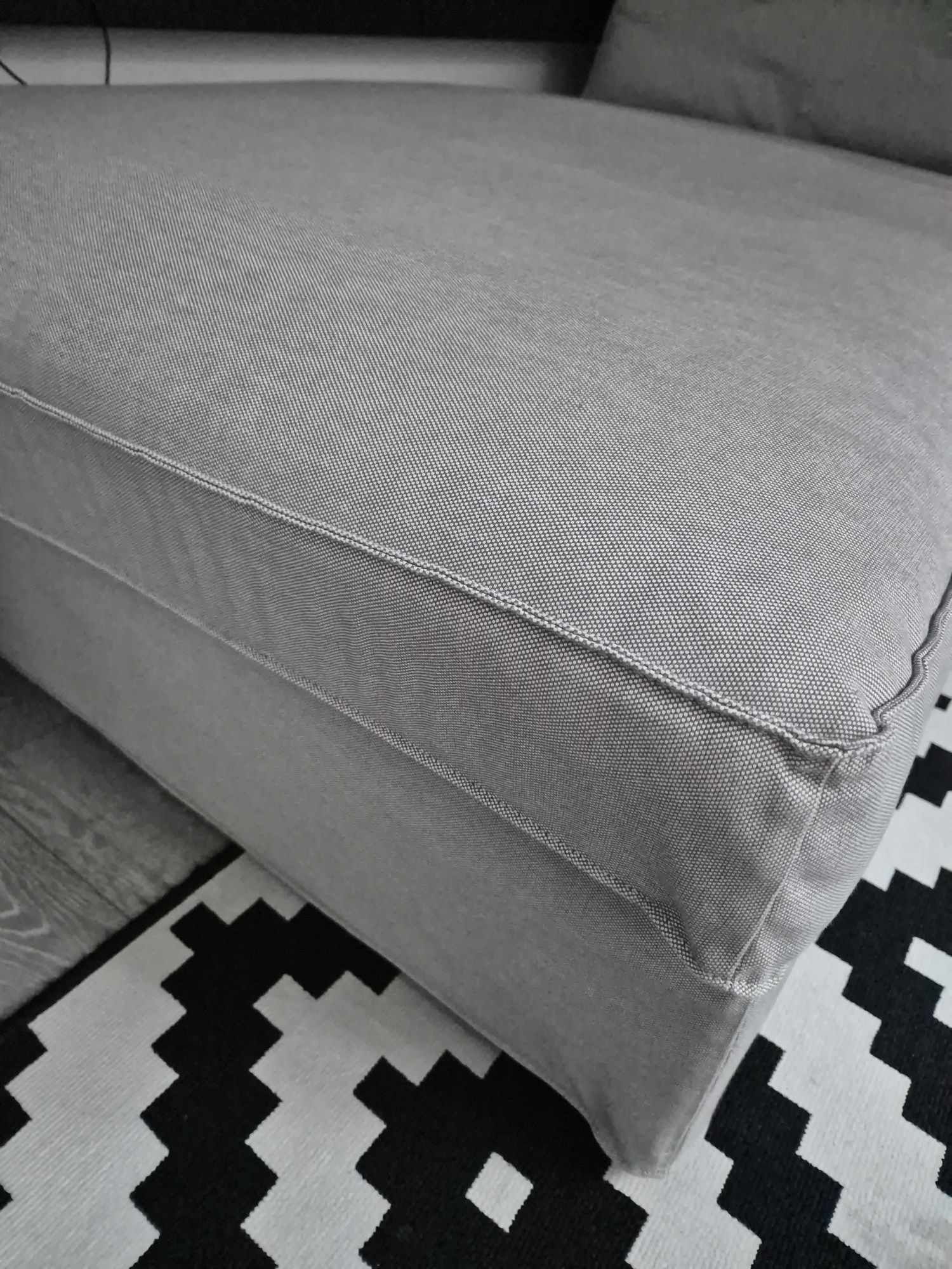 Canapea sezlong Ikea Kivik