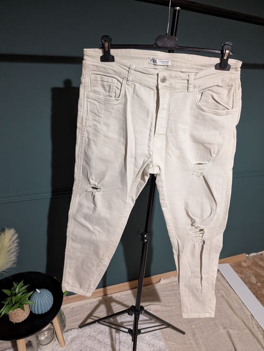 Мъжки дънки ZARA