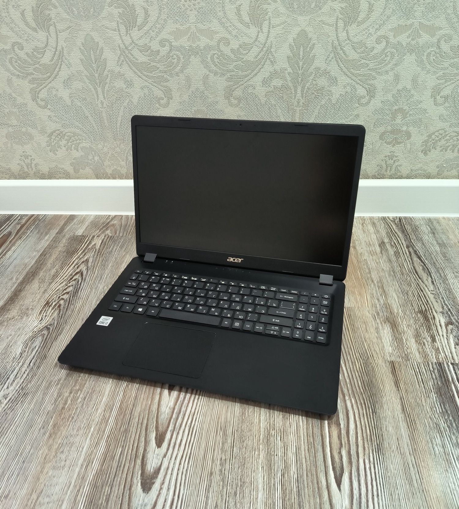 Недорого новый ноутбук ACER/i3-1005G1/с памятью ОЗУ 8гб и SSD диском