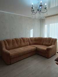 Продам диван угловой (кресло в паодарок)