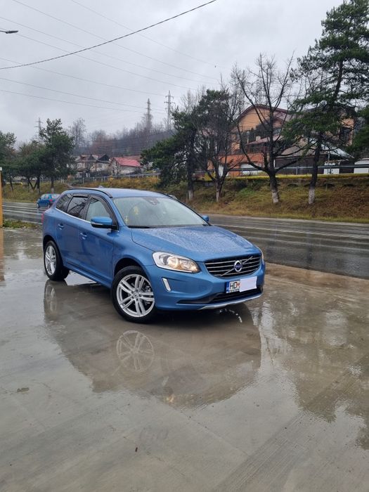 Volvo XC60-Momentum 2017.