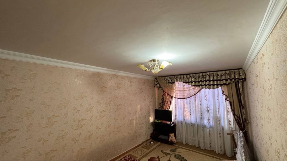Продается 4 ком. Квартира на 3 этаже площадью 80 кв.м.