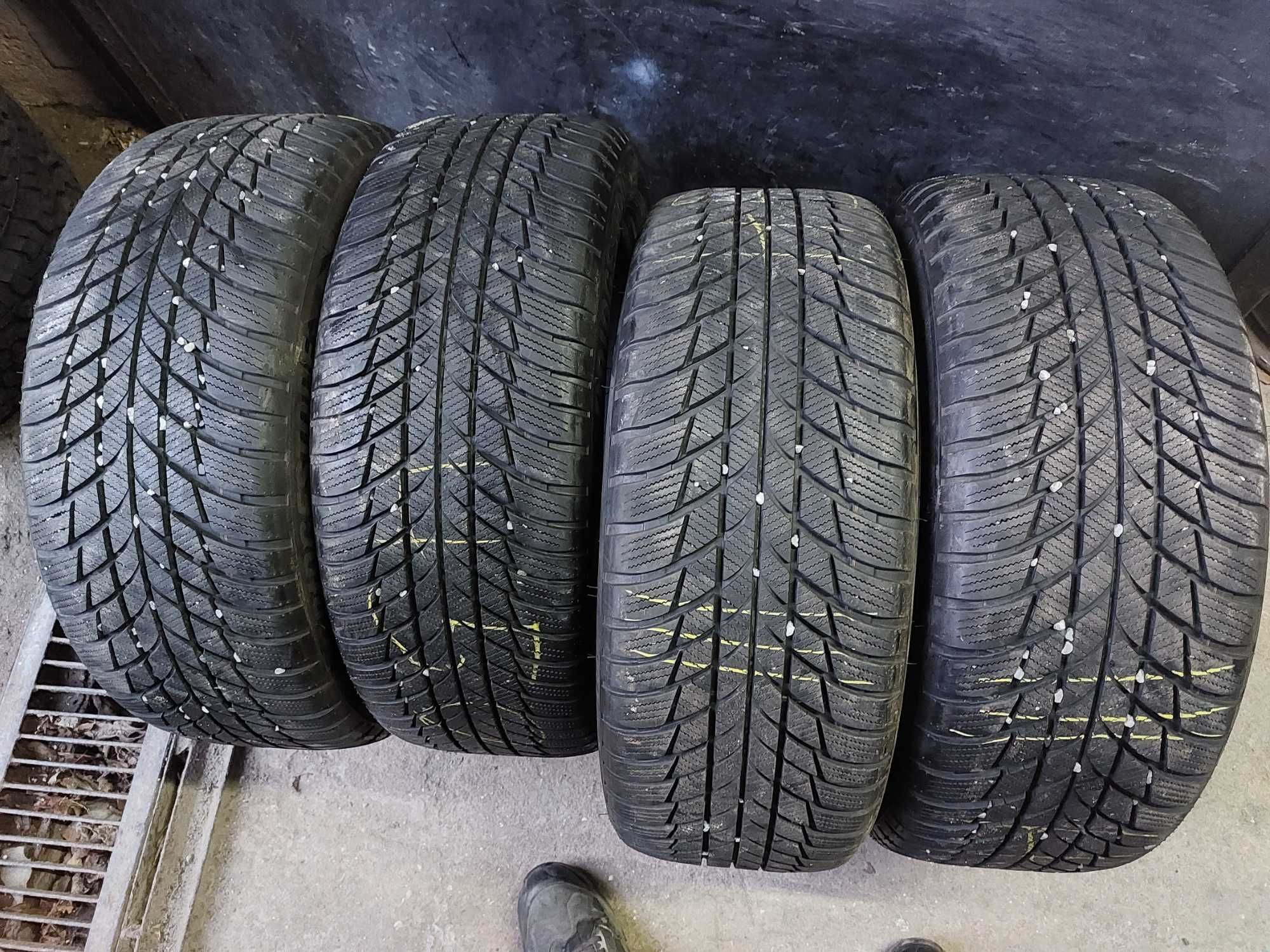 4бр.зимни BRIDGESTONE 225/50/18 RSC 95H DOT 4016