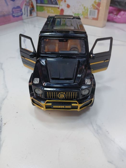 Машина металлическая BRABUS 900 — 20 см