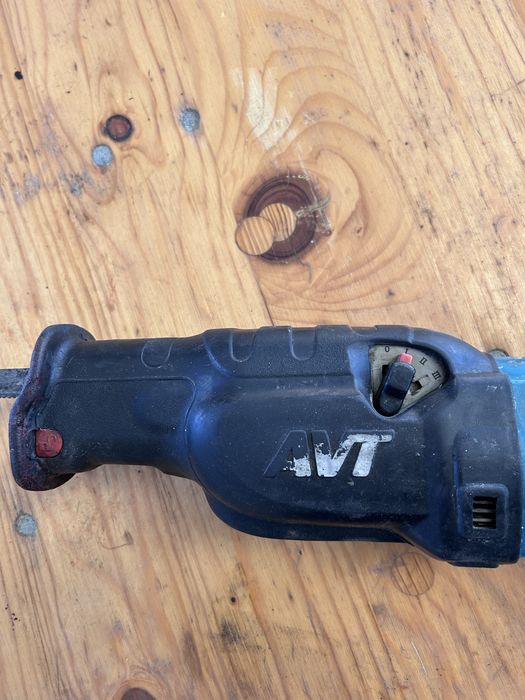 Fierăstrău  Makita JR3070CT