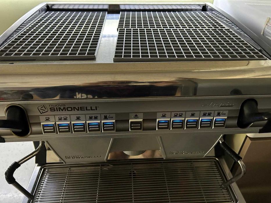 Espressor cafea Nuova Simonelli Appia II 2GR
