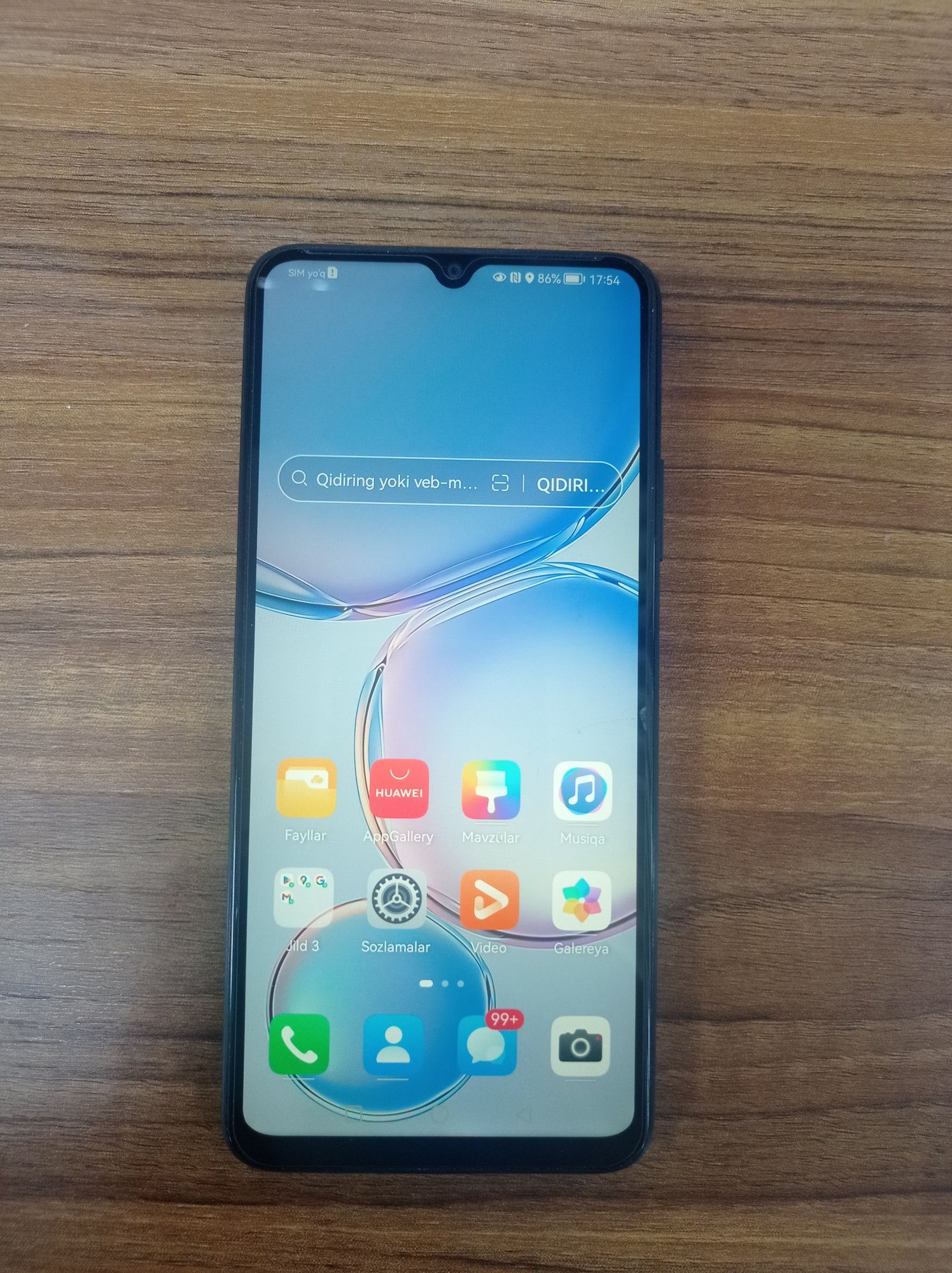 Huawei Y 70 nova 4/64 telefon sotiladi Ozgina kami bor