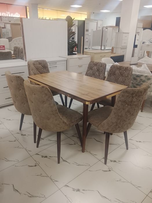 Обеденный стол стулья по акции