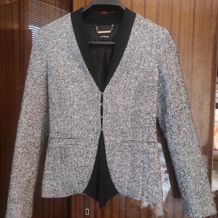 Елегантно сако от ETERE