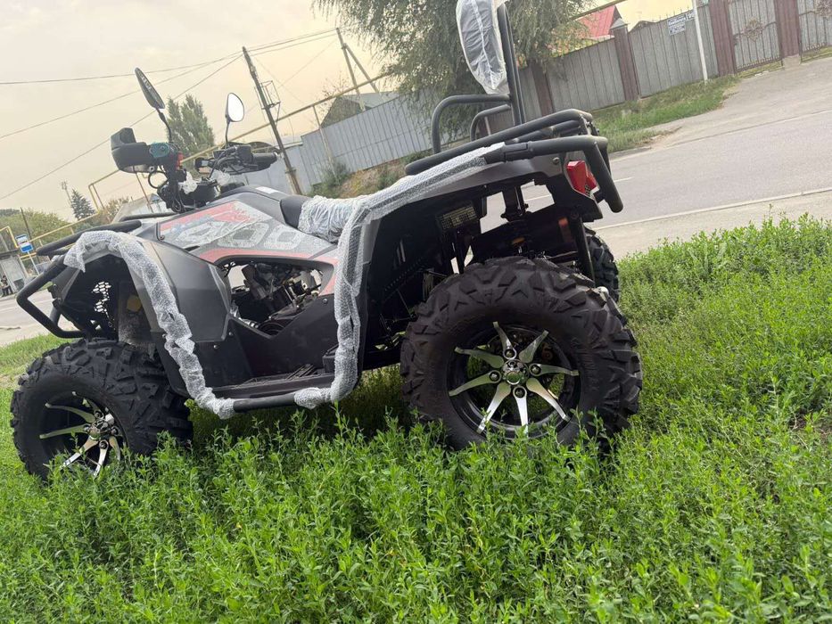 Продаю квадроциклы
300 кубов , автомат, заводится с