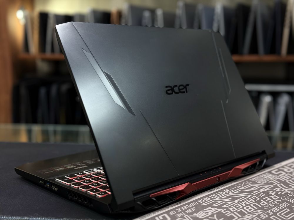 Acer Nitro 5 RTX-3070 8GB 32/512GB i9-11900H 11-avlod