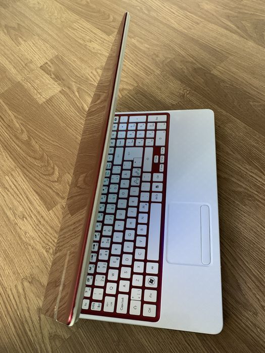 Laptop Packard-bell display 15,6 led,500gb mem,4gb ram,baterie buna.