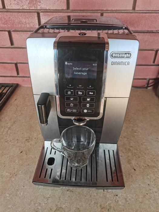 Aparat de cafea DeLonghi