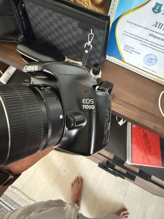 Срочно продам фотопарат SONI