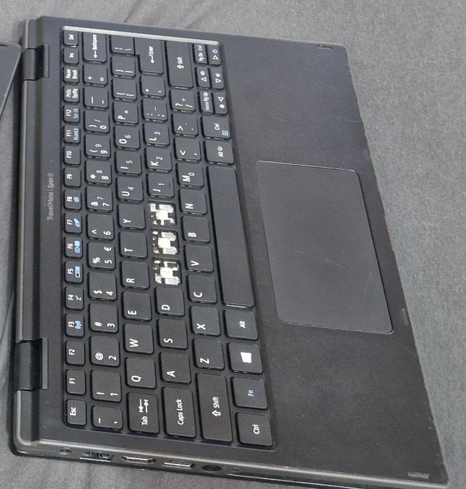 Acer TravelMate Spin B118 touchscreen