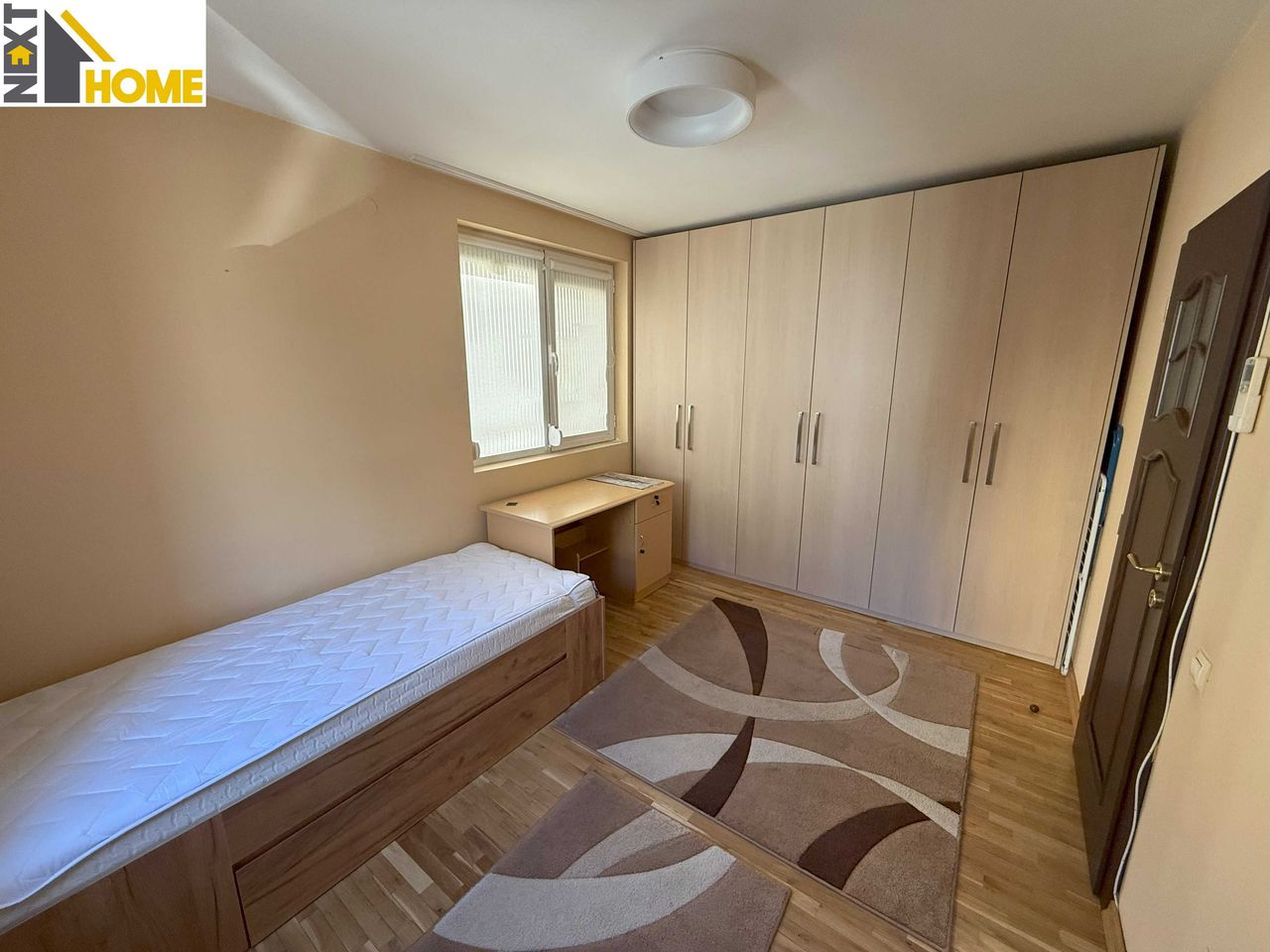 Дава се под наем Тристаен апартамент в Пловдив, Център - 95 кв.м за 612 € - Снимка #15