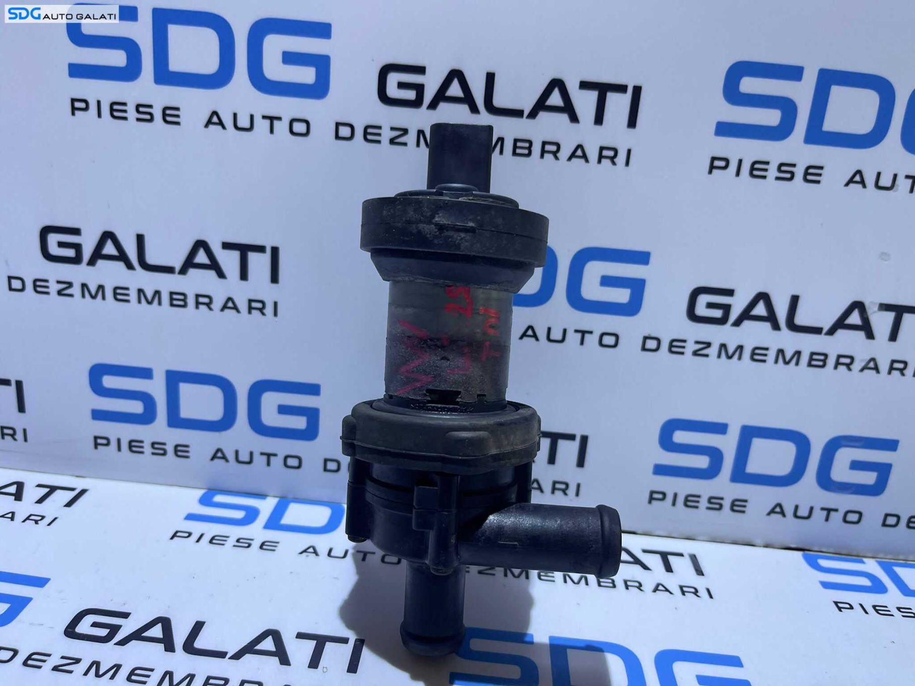 Pompa Secundara Auxiliara Recirculare Apa Volkswagen Transporter T4 1.9 TDI 1999 - 2004 Cod 3D0965561D
