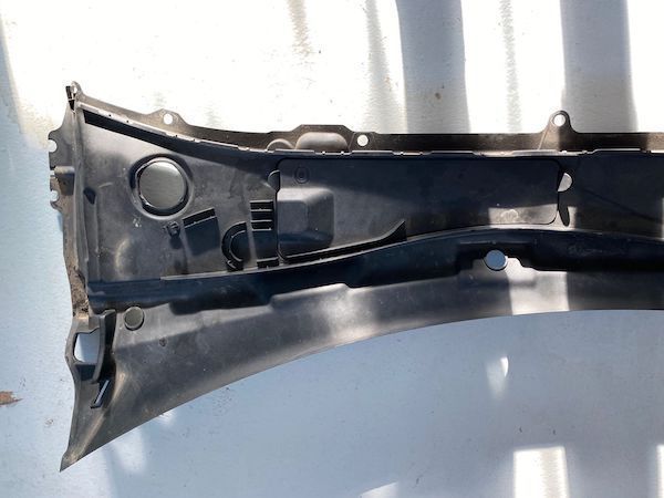 Ornament stergatoare parbriz Volvo V60 V60CC 2019+ 31479548 32314712