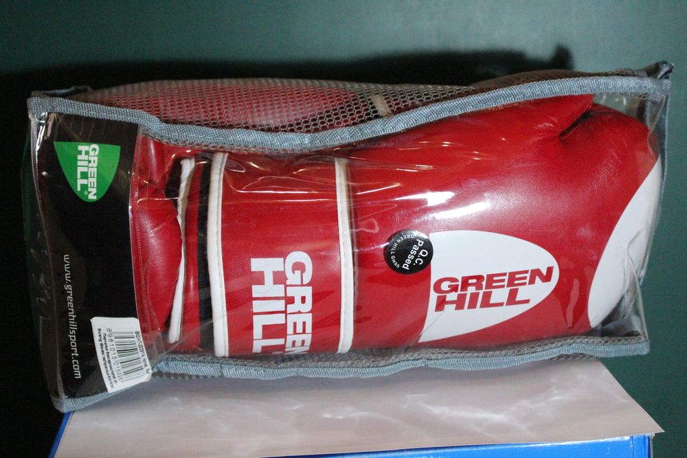 Боксерские перчатки GF SPORT Green Hill 14 oz красный Профессиональные
