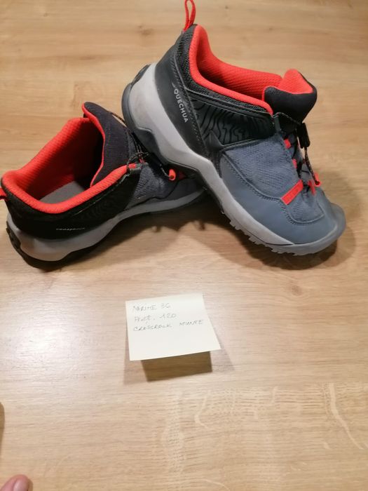 Vând adidași sport băieți 36-38 noi sau pe purtați  preturi 225-400