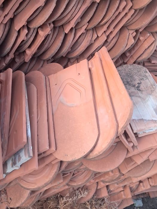 Tigla de vanzare de solt