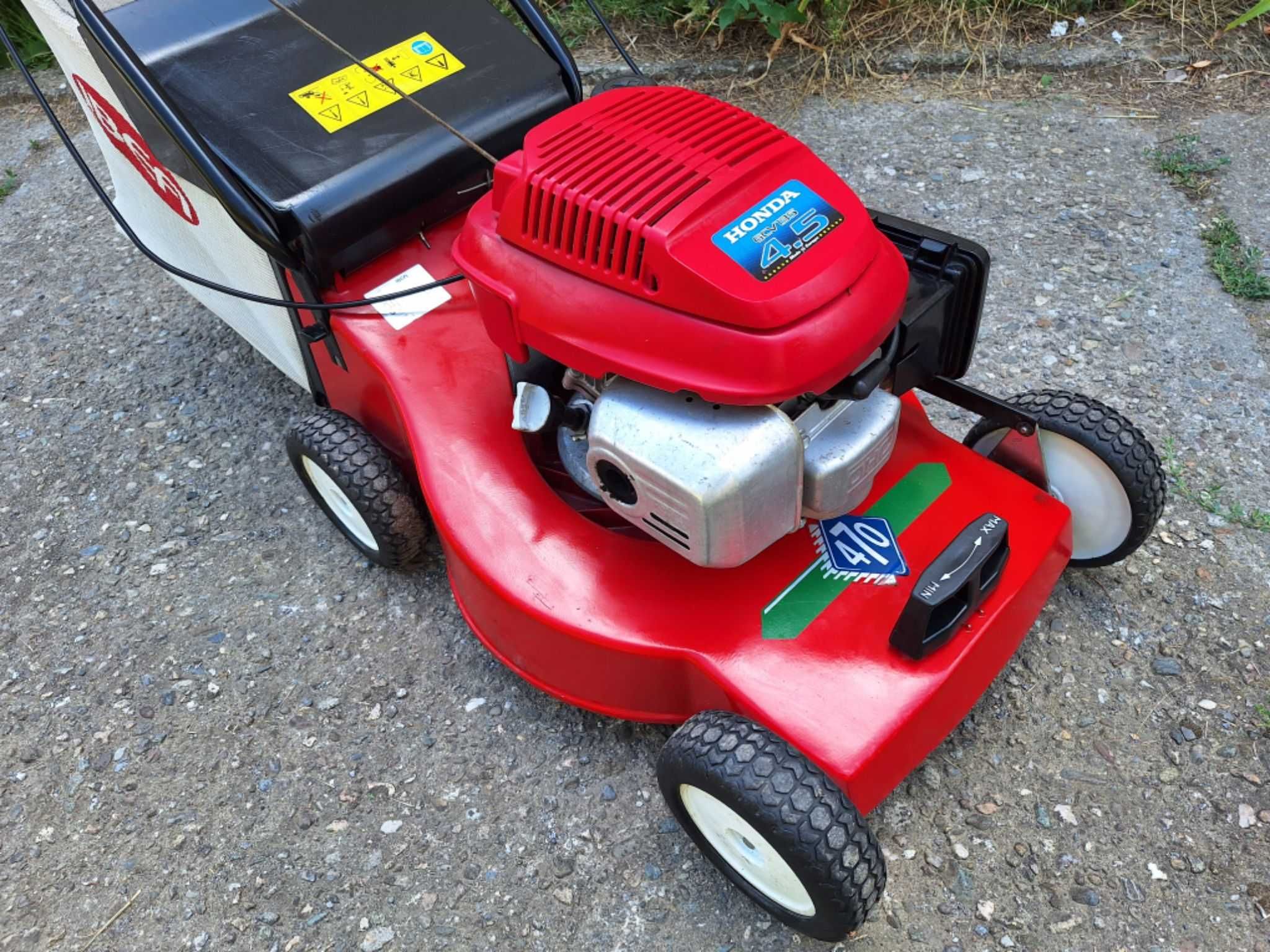 Кокачка Honda 4.5к.с.мулчираща без ход